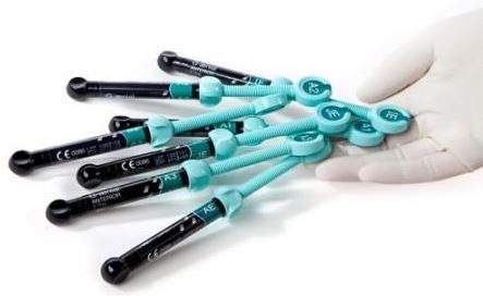 Composite đặc G-ænial GC