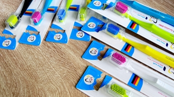 Bàn Chải Đánh Răng Ê Buốc, Nhạy Cảm