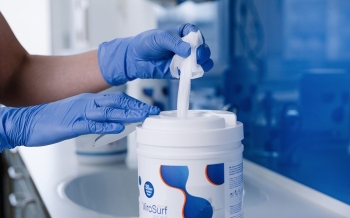 Khăn Lau Khử Trùng Và Làm Sạch Bề Mặt Trang Thiết Bị Y Tế